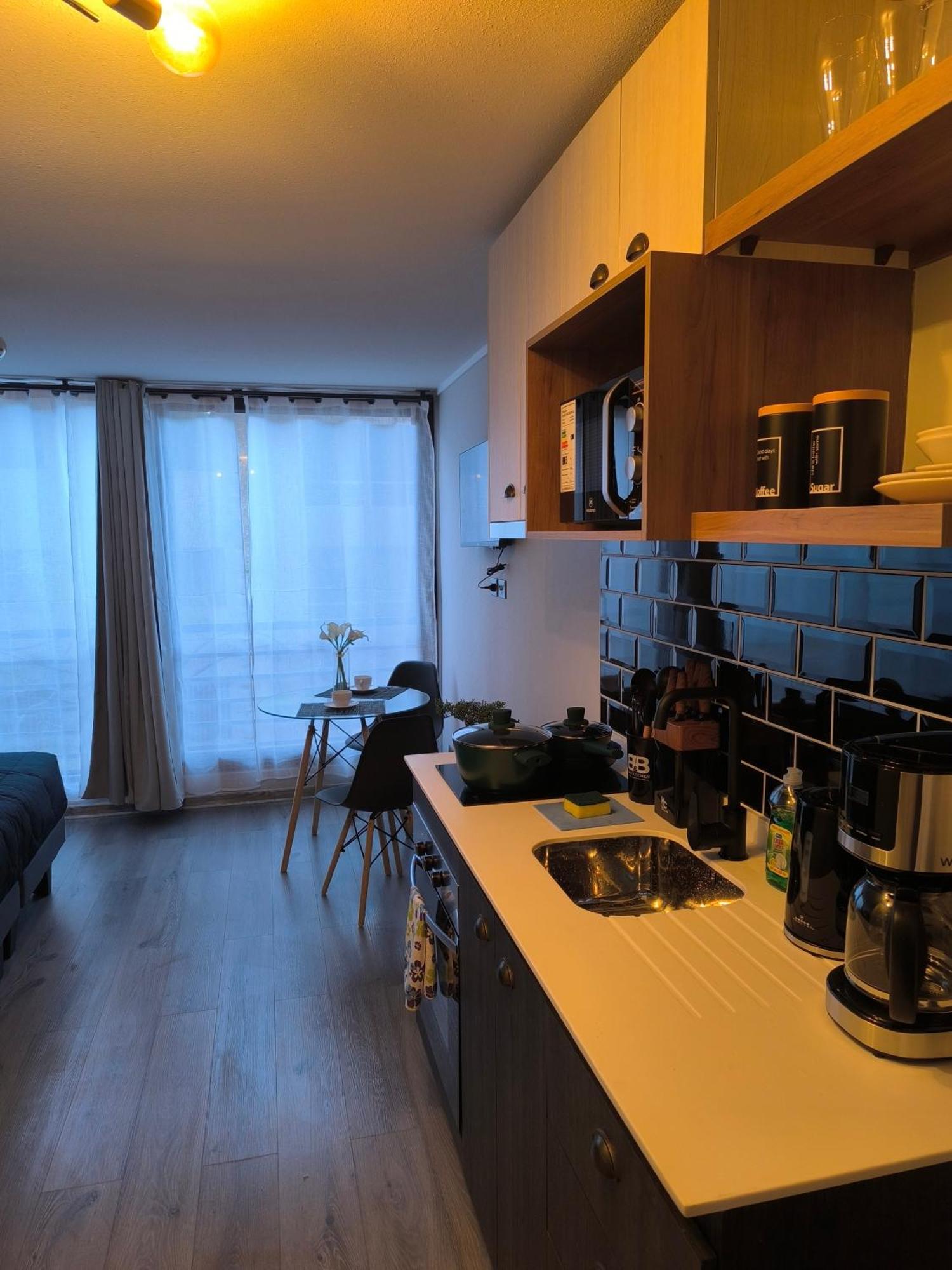 Departamento Equipado, Linea 1, Chile Apartamento